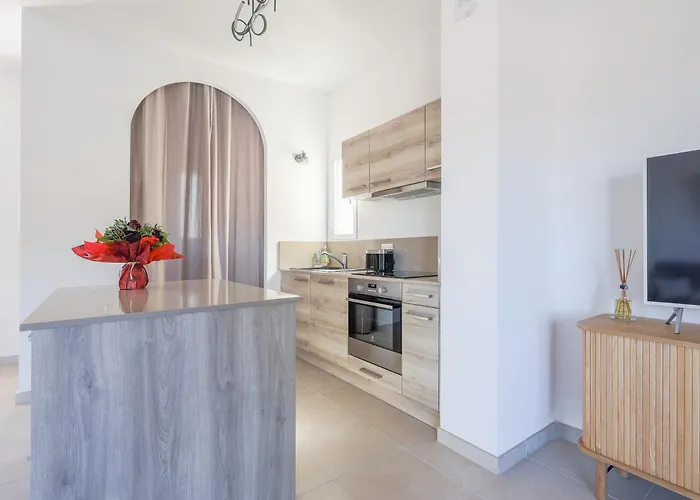 Le Trois Mc - Appt Climatise Proche De La 公寓 *